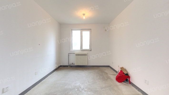 金泰丽湾悦栖山三区二手房实景图