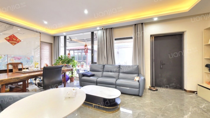 丽茵别墅二手房实景图