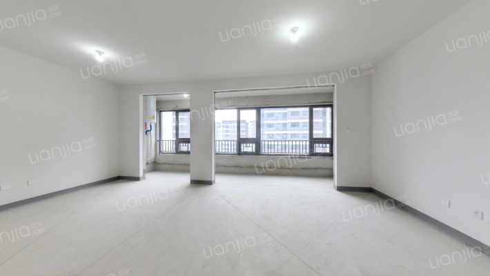 绿城春来风华二手房实景图