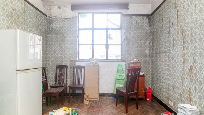 峨山小区二手房实景图