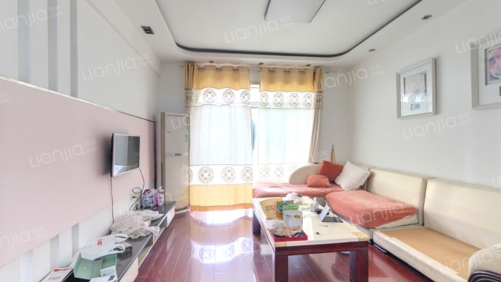 日月华庭二手房实景图