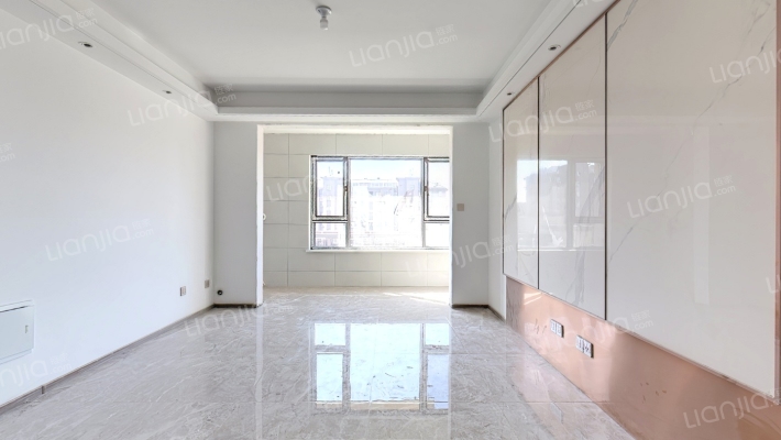 世茂璀璨倾城二手房实景图