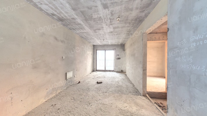 旷远洋湖18克拉二手房实景图