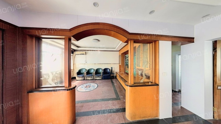 集士港镇荷花新村二手房实景图