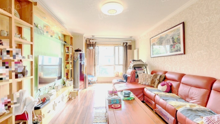 顶秀美泉小镇A区二手房实景图