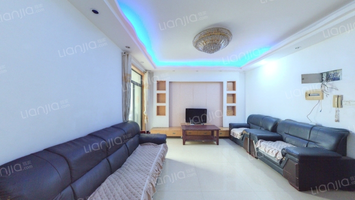 水岸皇庭二手房实景图