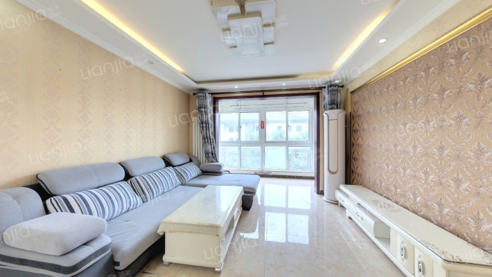 一品嘉园二手房实景图