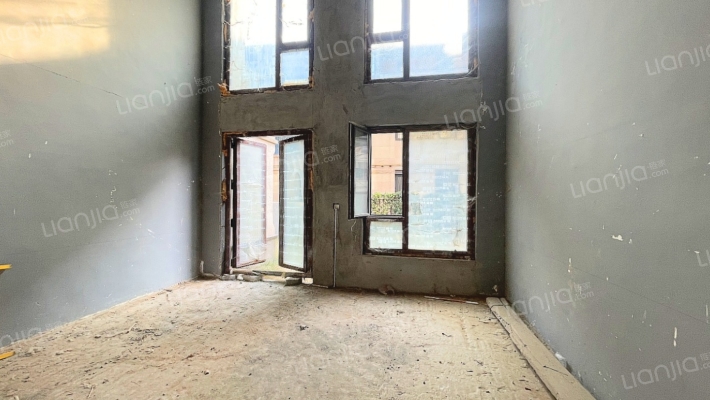 棠颂别院二手房实景图