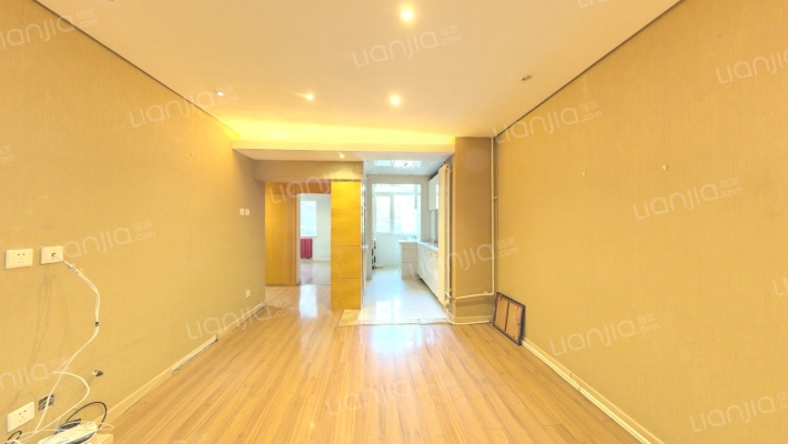 南露园二手房实景图