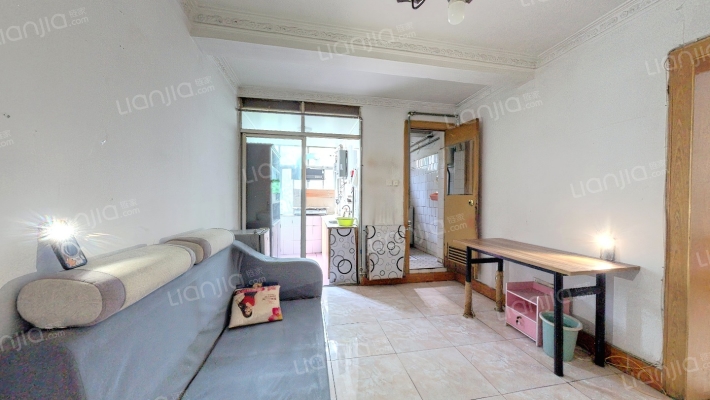 西电西容桃园小区二手房实景图