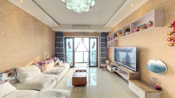 恒基翔龙江畔二手房实景图