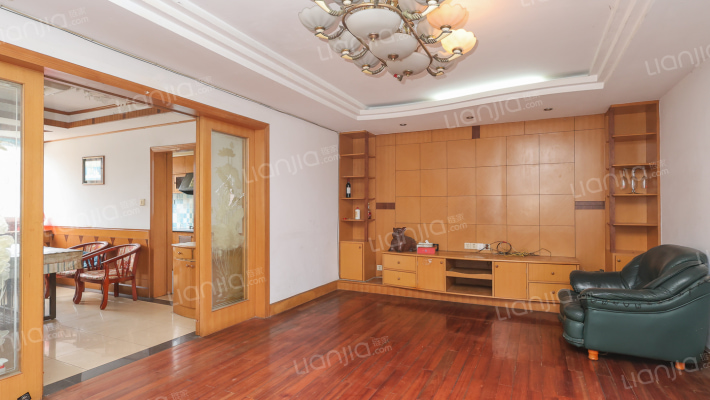 南马路95/96/97/98/99/100号二手房实景图