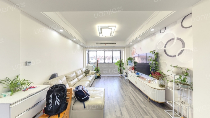 锦隆四村二手房实景图