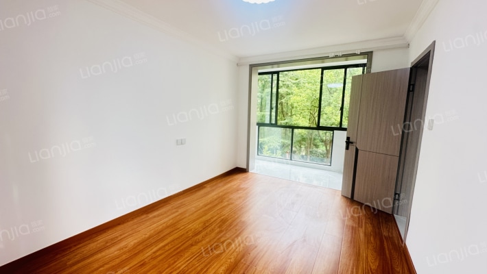 星火农场海滨二村二手房实景图