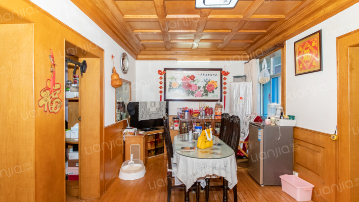 银宏新邨二手房实景图