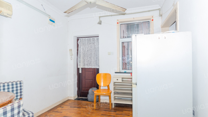 东川花苑二手房实景图