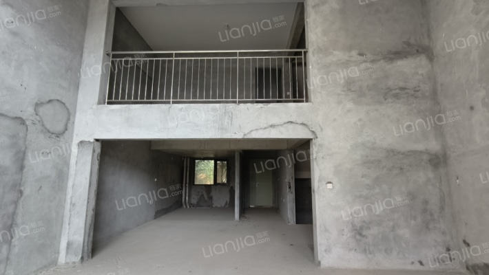 荣上居二手房实景图