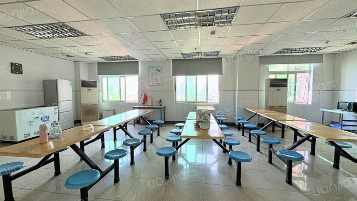 金冠大厦二手房实景图