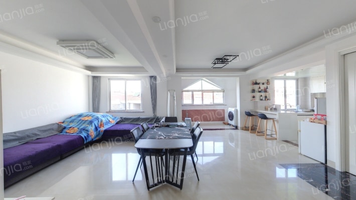 厦航洪文小区二手房实景图