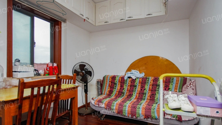 漆厂新村二手房实景图