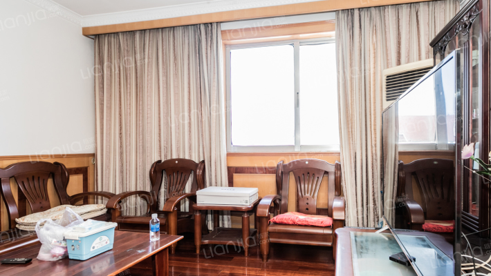 轻纺公寓二手房实景图