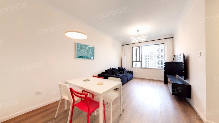 鲁能公馆1区二手房实景图