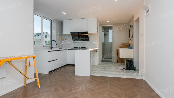 富岩路335弄二手房实景图