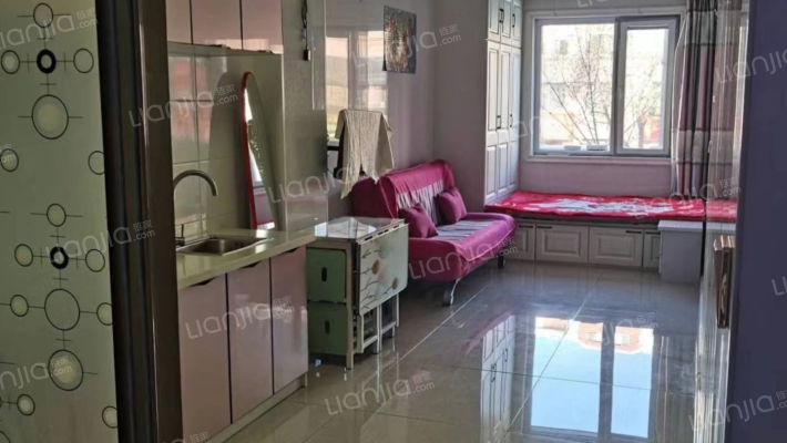 中荣金水国际花园A区二手房实景图