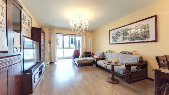 龙锦苑一区二手房实景图