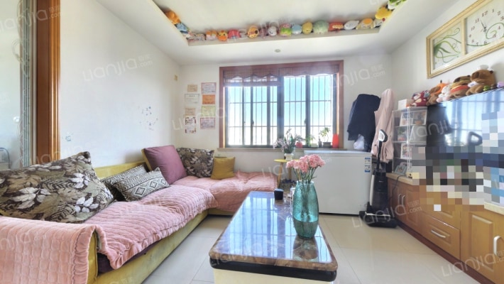 万寿新村四区二手房实景图