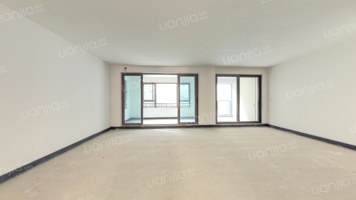 龙湖舜山府三期四组团二手房实景图