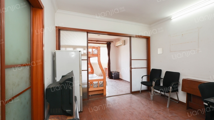 园南新村二手房实景图