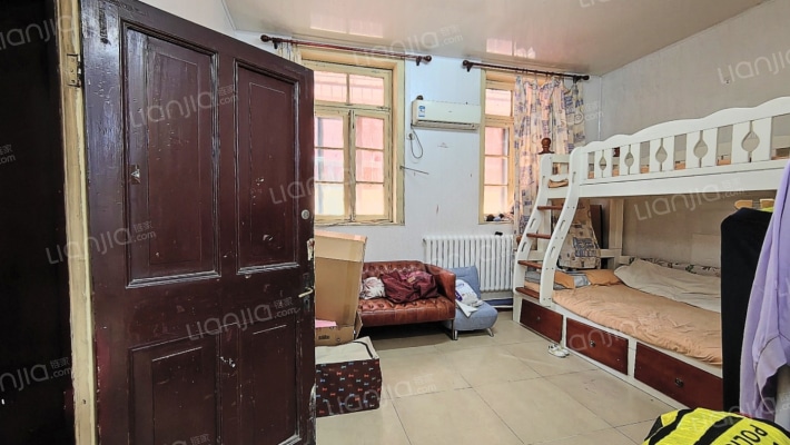 鸿源里二手房实景图