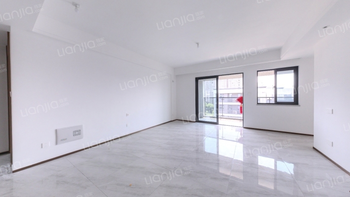 上实云端二手房实景图