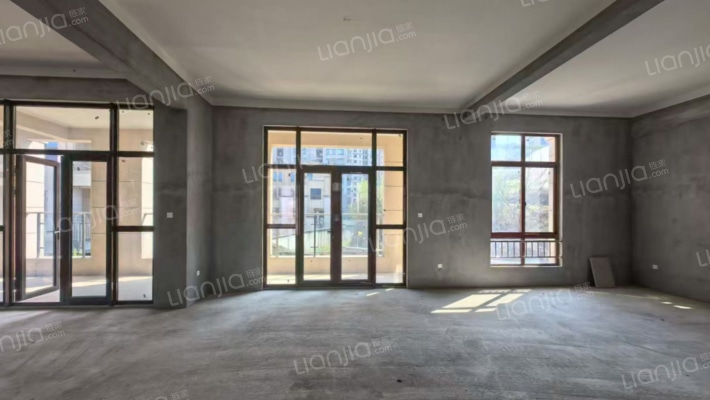 隆尚府邸二手房实景图