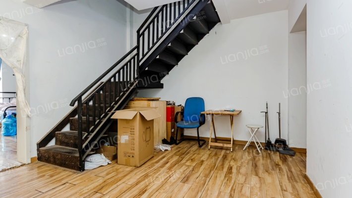 柳林公寓二手房实景图