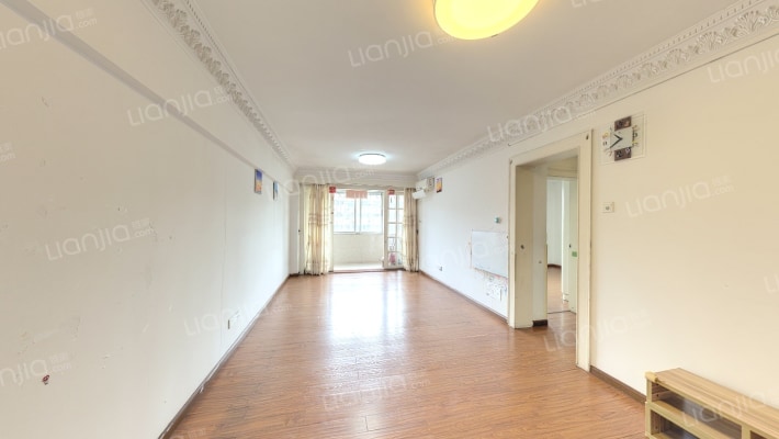 艺丰花园B区二手房实景图