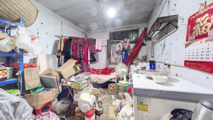 八里桥路82号二手房实景图