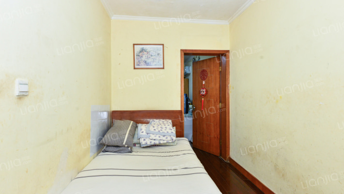 海滨八村二手房实景图