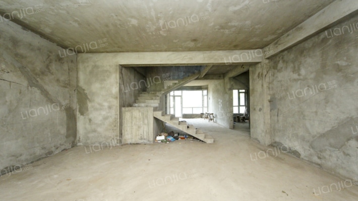 长青湖二手房实景图