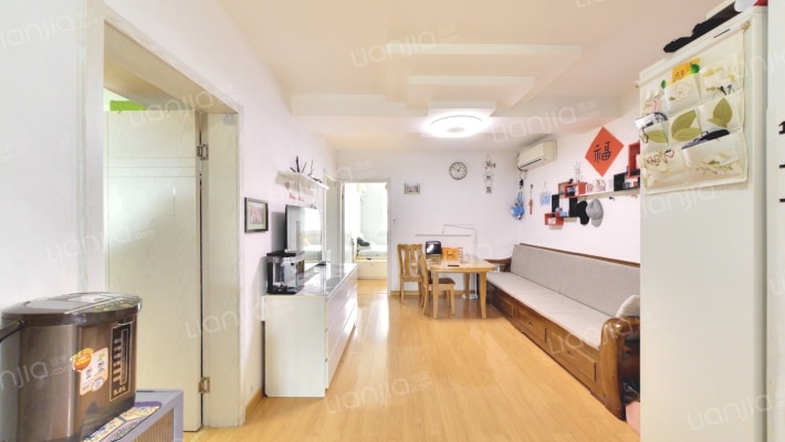 杨镇新村二手房实景图