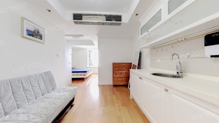 领骏世界二手房实景图