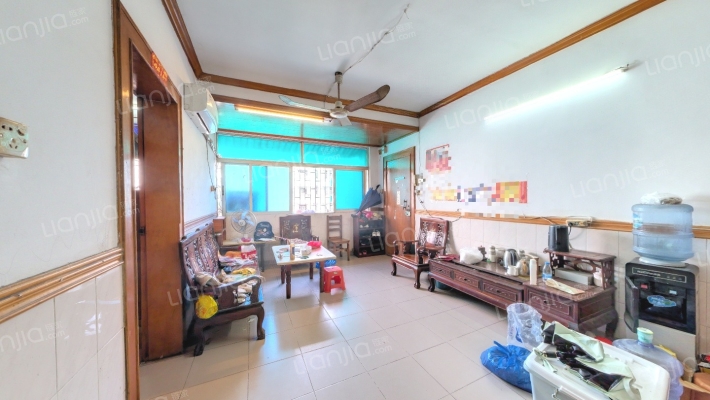 老市场二手房实景图