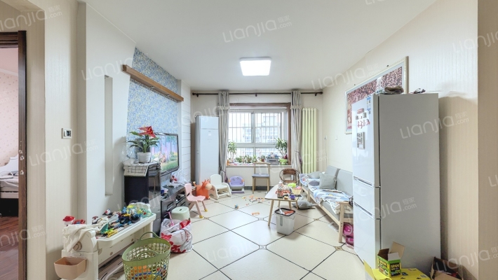郁花园三里二手房实景图