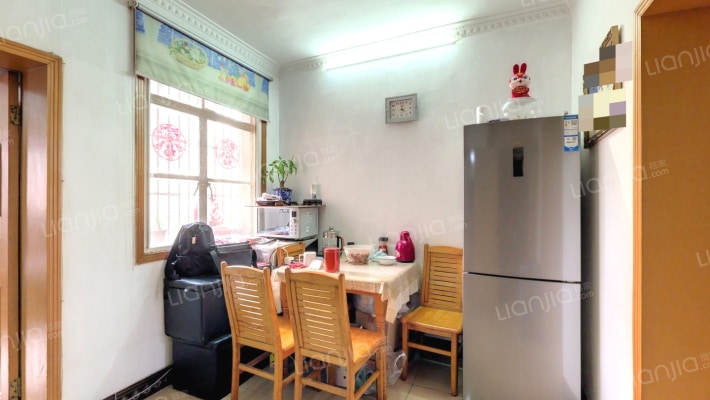 白鹭花园凤栖苑二手房实景图