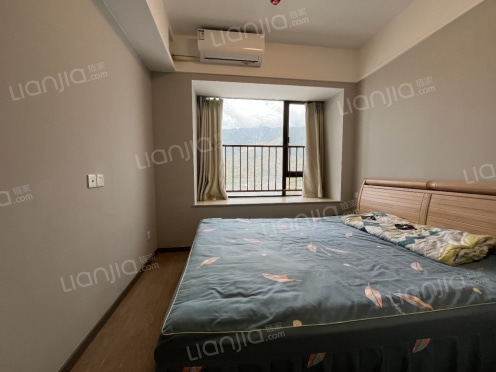 整租·雅居乐三期 1室1厅 东南