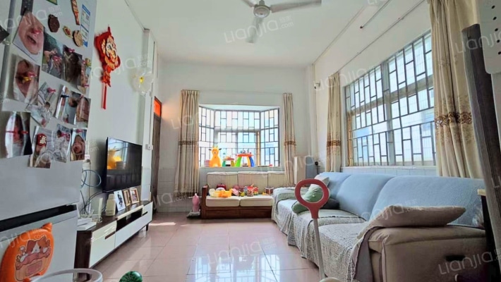 大朗镇政府宿舍二手房实景图