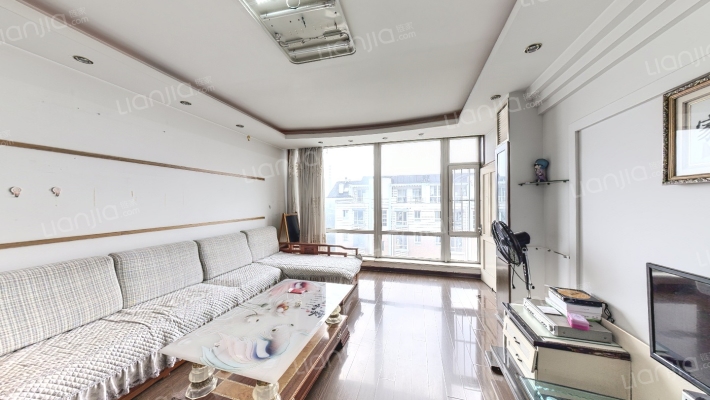 乾豪格林小镇二手房实景图