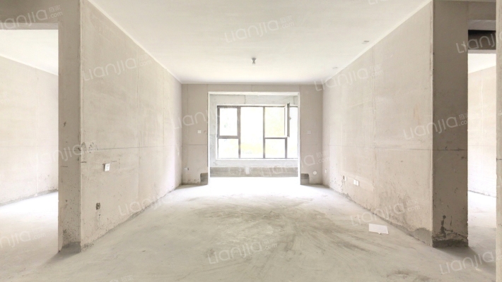 鲁商学府二手房实景图