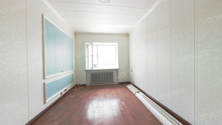 龙江小区二手房实景图